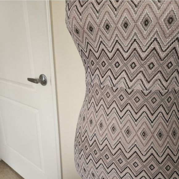 4SI3MNA Metallic Pink Backless Strappy Dress - Picture 6 of 9